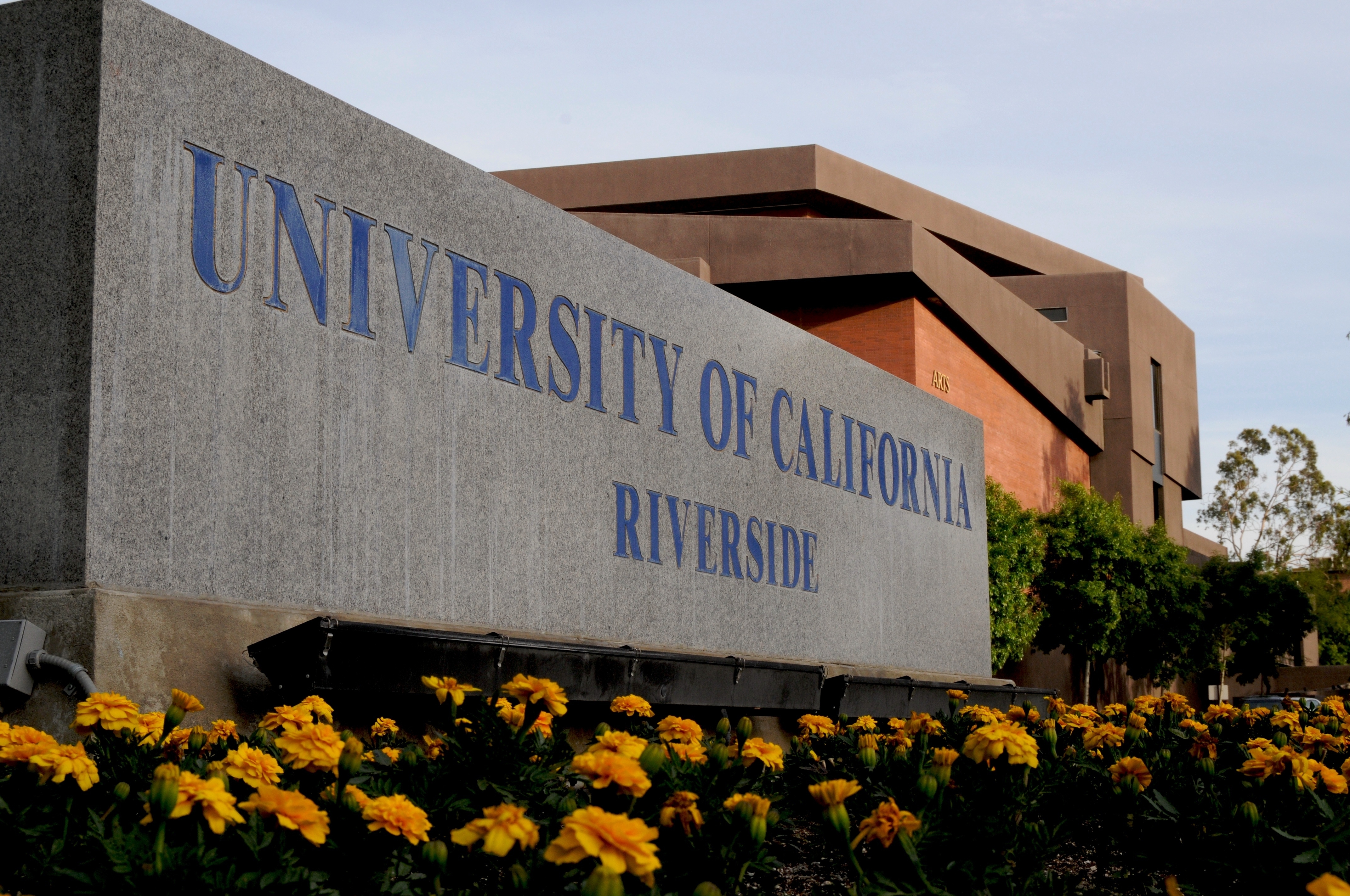 UCR Newsroom: Despite Economic Downturn, UC Riverside Fundraising Hits